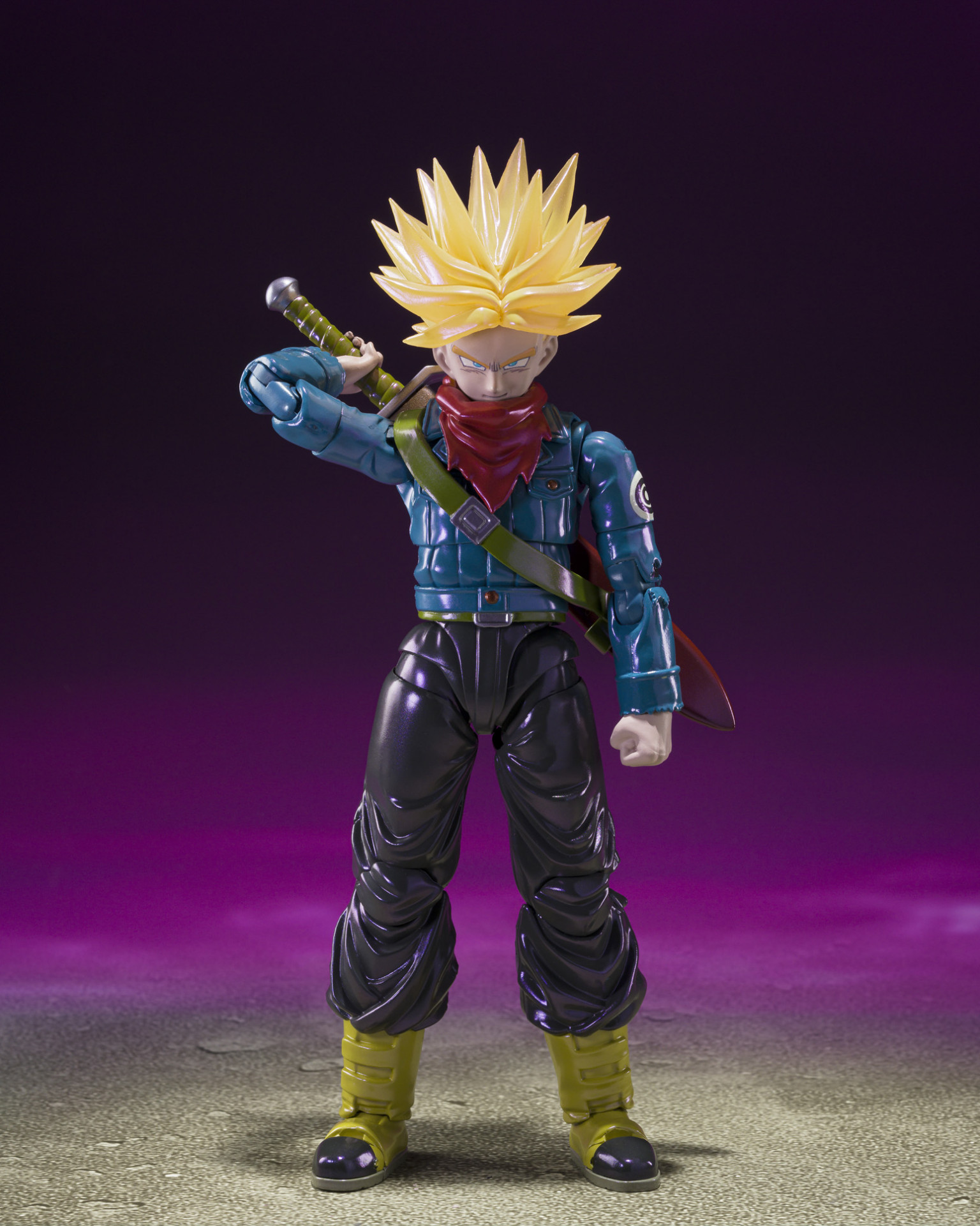 Dragon Ball Exclusive Edition: Future Trunks Super Saiyan Unveiled at ...